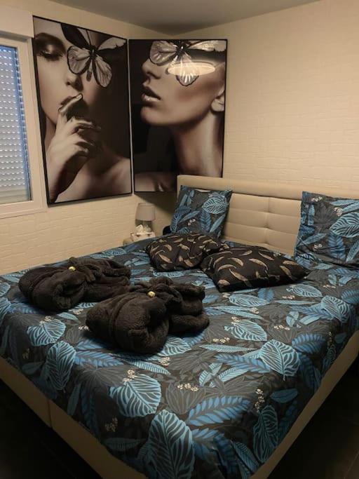 Au Petit Bonheur Imprevu Appartement Douai Buitenkant foto