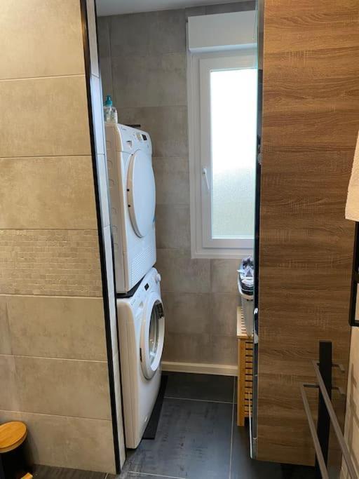 Au Petit Bonheur Imprevu Appartement Douai Buitenkant foto
