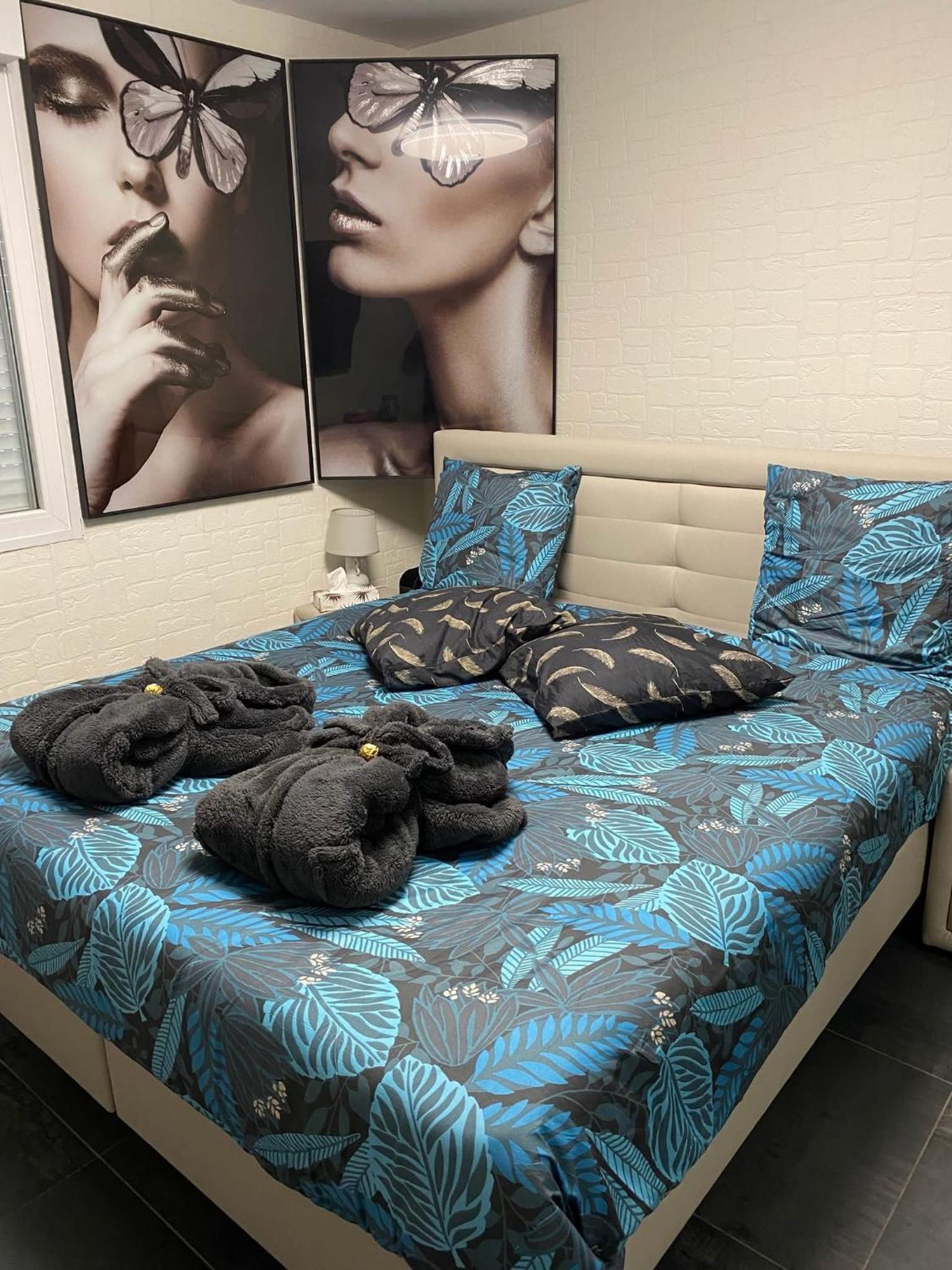 Au Petit Bonheur Imprevu Appartement Douai Buitenkant foto